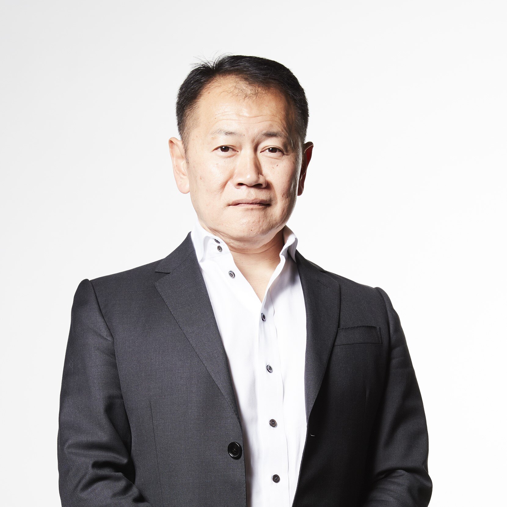 Toru Akaura